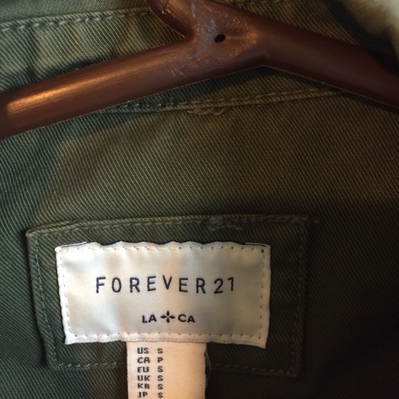 🔥5/$25- Forever 21 Vintage Jean Jacket/Shirt Sz S - Picture 3 of 9